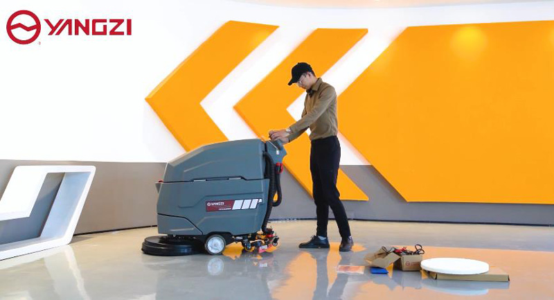 揚(yáng)子洗地機(jī)