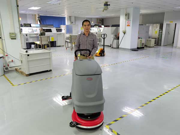 洗地機選購技術總結(圖1) 如何選擇洗地機